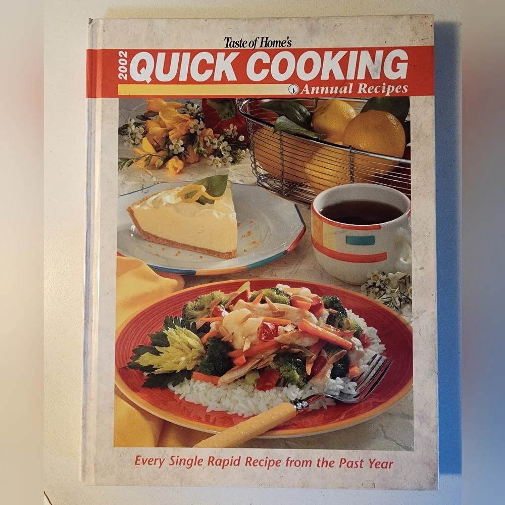 2002 TASTE OF HOME'S quick cooking cookbook